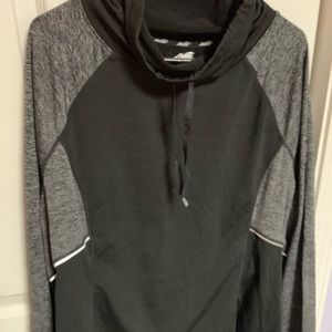 Warm black and gray colorblock Avia pullover